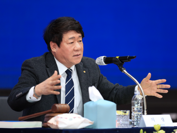 김윤식 신협중앙회장이 26일 제52차 정기대의원회에서 기념사를 하고 있다. ⓒ 신협