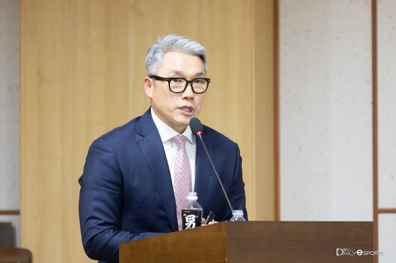 박성희 한국외대 글로벌이스포츠 매니지먼트 주임교수