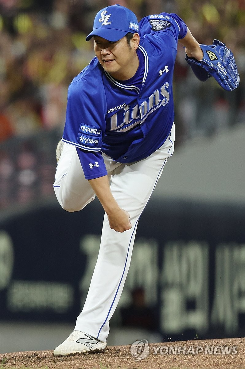 역투하는 삼성 송은범