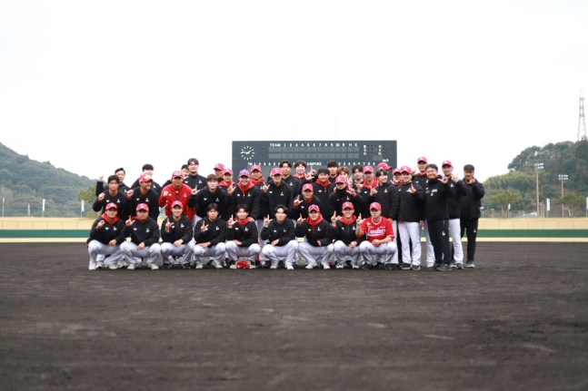 SSG 랜더스 퓨처스 선수단