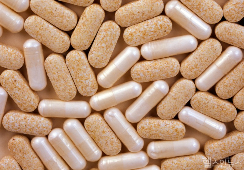 유산균은 온도와 습도에 민감하기 때문에 제품에 따라 보관법이 다를 수 있다. 냉장 보관이 필요한지 반드시 확인하고 보관법에 따르는 것이 좋다. (클립아트코리아)