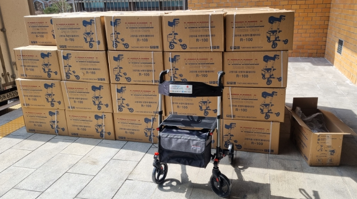 태백시, 2025년 어르신 보행보조차 나눔사업 (태백시 제공)