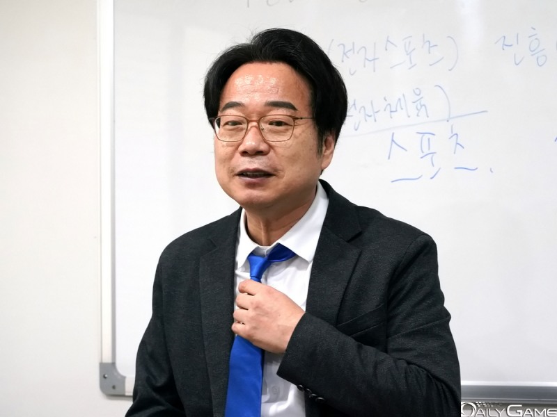 더불어민주당 이재성 게임특위 부위원장이 미디어 간담회에서 e스포츠 진흥책에 대한 생각을 밝혔다.