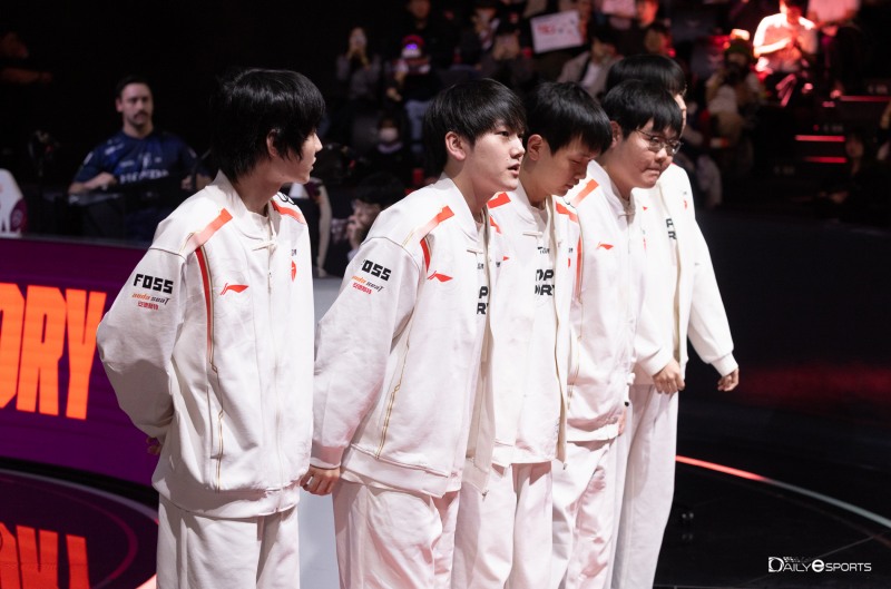 TES, 팀 리퀴드 2대0 꺾고 FST 첫 승