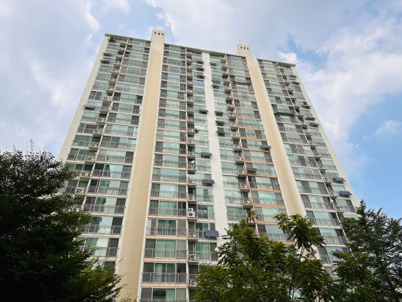 미니태양광이 설치된 공동주택