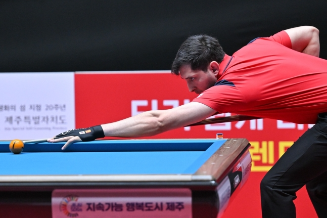 월드챔피언십 조별리그에서 고배를 마신 마르티네스