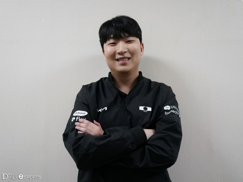 T1의 마지막 선수를 제압하고 팀을 'FTB' 2라운드로 진출시킨 DK의 곽준혁.