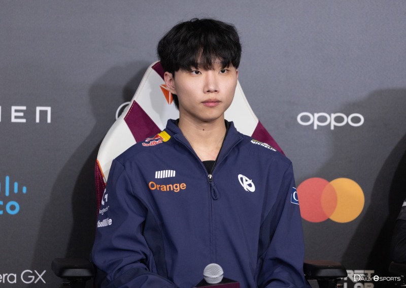 카르민 코프 '칸나' 김창동