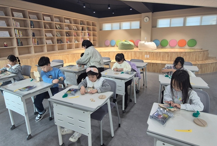 영동교육도서관, 학생 독서 감수성 키우는 프로그램 운영