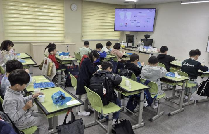 안양과천교육지원청 과천갈현초, 학생 안전이 최우선! 새학기 늘봄학교 학생, 학부모 모두 만족