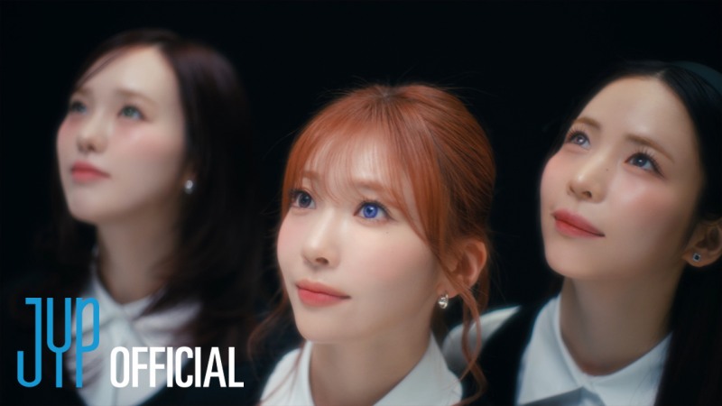 NiziU, ‘LOVE LINE’ 비주얼 필름 공개…설렘 가득 러블리 매력 발산