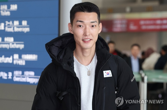출국하는 우상혁