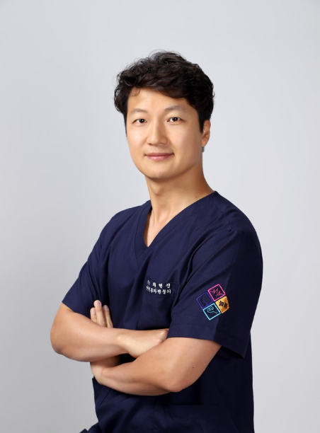 최현진 늘봄이비인후과 원장