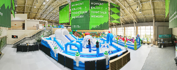 휘닉스 파크가 실내 에어바운스 테마파크 '상상놀이터'를 규모와 콘텐츠를 대폭 확충해 오는 24일 새 시즌을 시작한다. (휘닉스파크 제공)