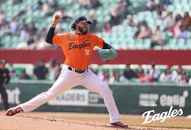 한화 코디 폰세