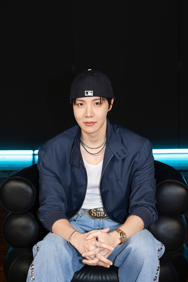 BTS 제이홉, 21일 신곡 ‘MONA LISA’ 발표…“오랜만에 선보이는 퍼포먼스 곡”