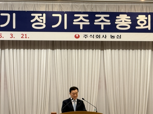 21일 열린 농심 정기주주총회에서는 '주식농부' 박영옥 스마트인컴 대표가 주주로서 날선 비판을 쏟아냈다.