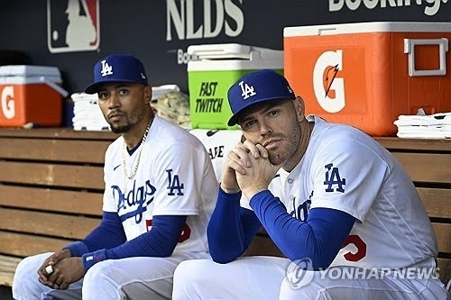 프레디 프리먼(오른쪽)