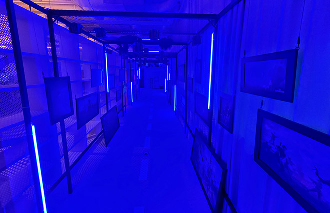 '배틀그라운드 PUBG 팬 페스타 서울' 실내 행사 현장. 배틀그라운드 관련 사진 전시가 진행 중이다. 사진 : 이동근 기자