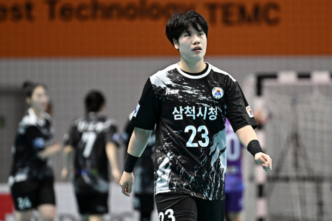 신한SOL페이 24 25 핸드볼 H리그에서 활약중인 삼척시청 김민서