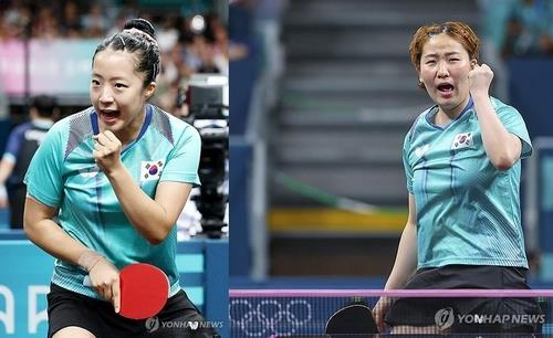 여자복식조 호흡을 맞췄던 신유빈(왼쪽)과 이은혜