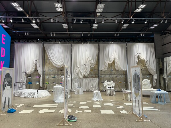 들뜨는 소비심리 사로잡는 성수 아웃도어 패션 팝업 대전