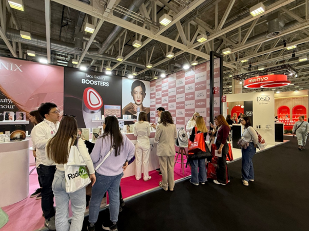 주식회사 큐비스트, ‘2025 코스모프로프 볼로냐’ 참가…유럽 시장 진출 마련