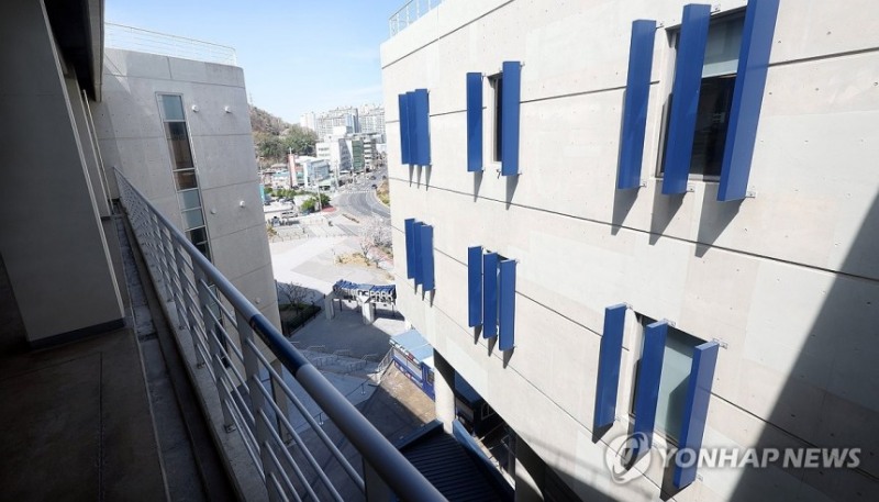 창원NC파크 구조물 사고 현장