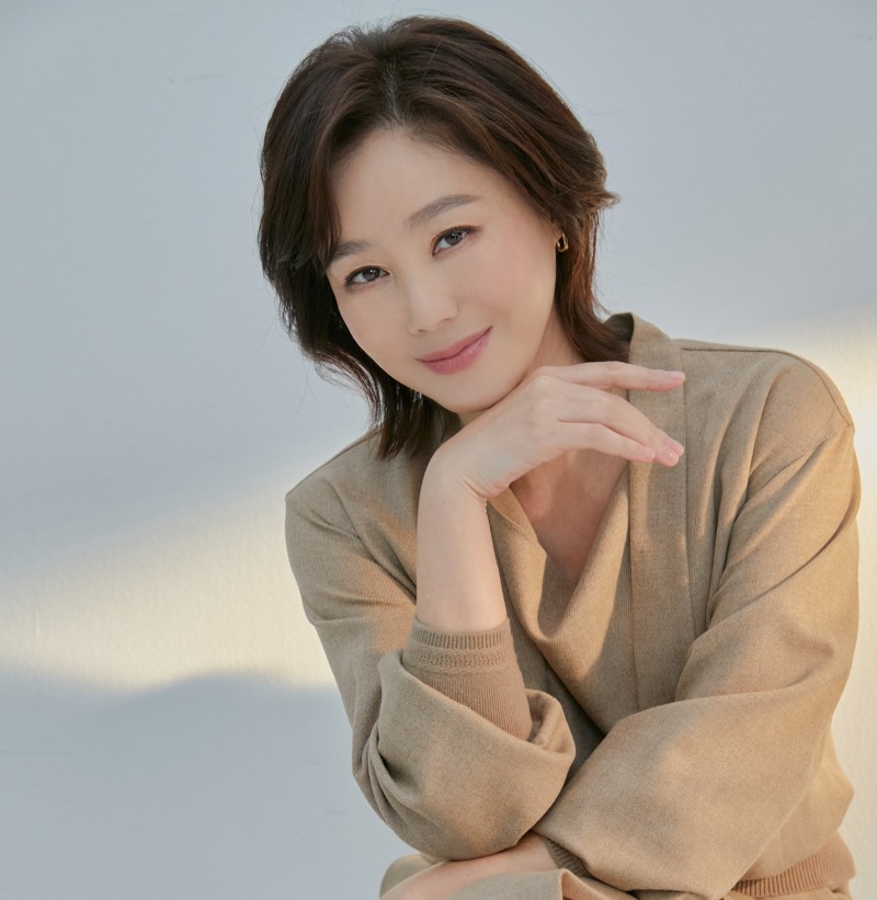 김성령, 춘천서 의미 깊은 플리마켓 개최…수익금은 기부