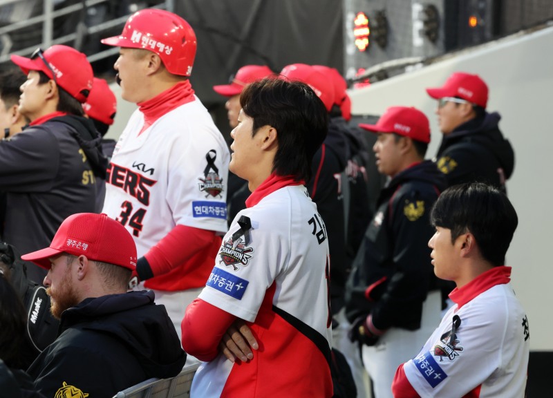 LG 8연승 행진 제동... kt에 5-9 패배로 시즌 첫 패배