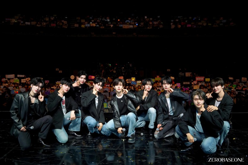 제로베이스원, 두 번째 팬콘 ‘블루 맨션’ 극장→모바일 생중계 확정