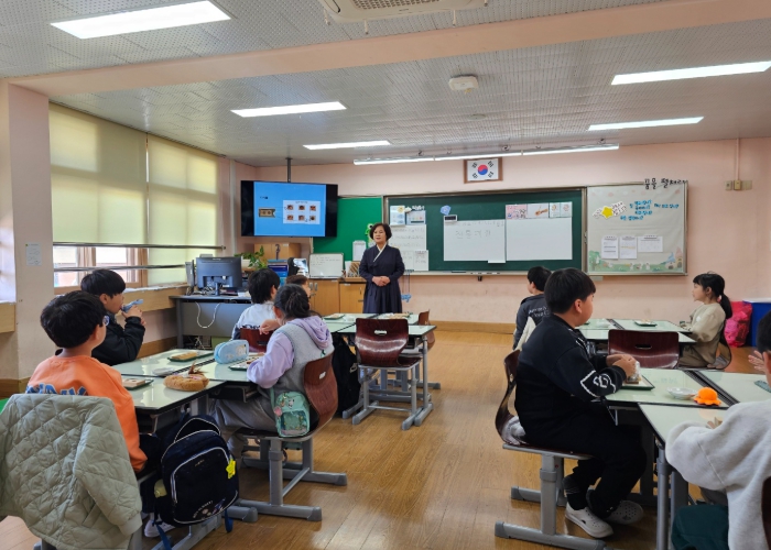 2025 동해향교와 함께하는 찾아가는 전통예절 프로그램 운영