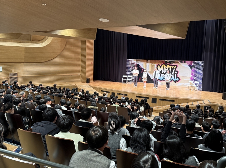 현장의 명교사 발굴하여 영상으로 알리는 ‘1분 안에 쏙쏙 들어오는 티칭
