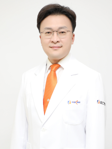 류승열 힘찬병원 관절클리닉 진료원장(정형외과 전문의). ⓒ힘찬병원