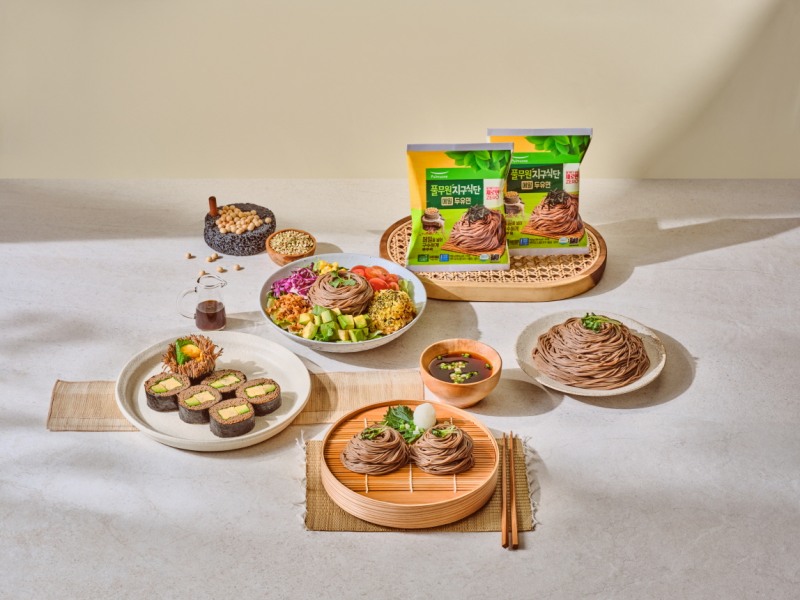 풀무원식품은 밀가루 없이 콩과 메밀로 만든 글루텐 프리(Gluten-Free) 면 제품 ‘지구식단 메밀두유면’을 새롭게 선보였다. (풀무원식품 제공)