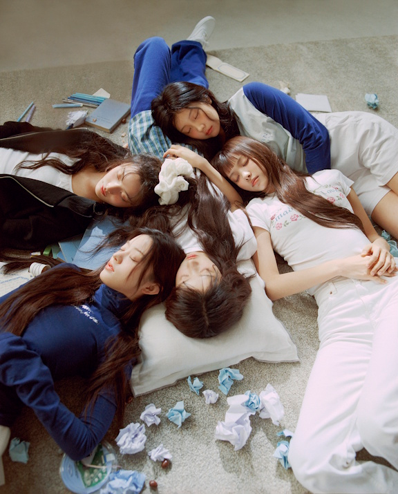 아일릿 ‘Almond Chocolate’, 日서 또 역주행 인기 돌풍