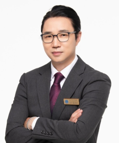 사진: 홍대 설민우 애견미용학원 설민우 원장