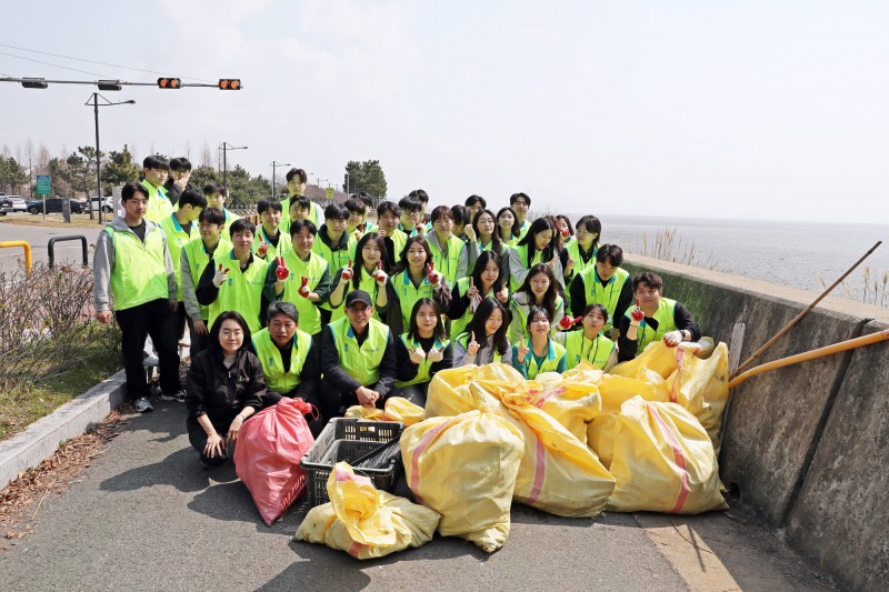 하나생명-하나금융티아이, 해안 플로깅 사회공헌 활동 진행