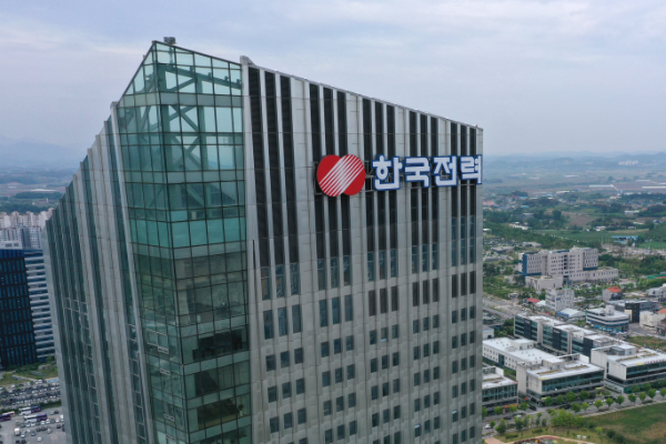 한국전력, 1분기 실적 기대치 상회 전망…"단기적으로 부담 없는 선택"