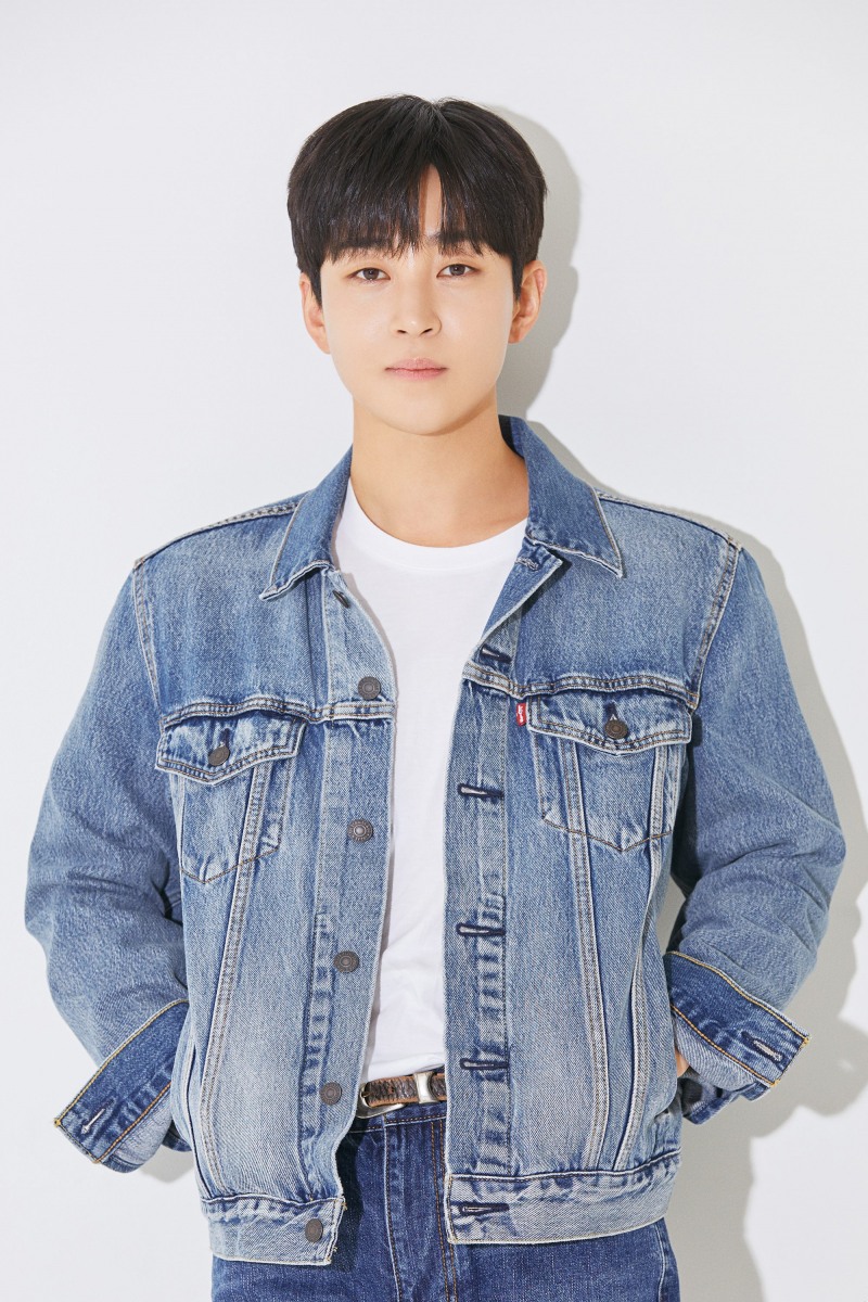 딘딘, 18일 컴백 확정…새 싱글 ‘낮, 술’ 발매