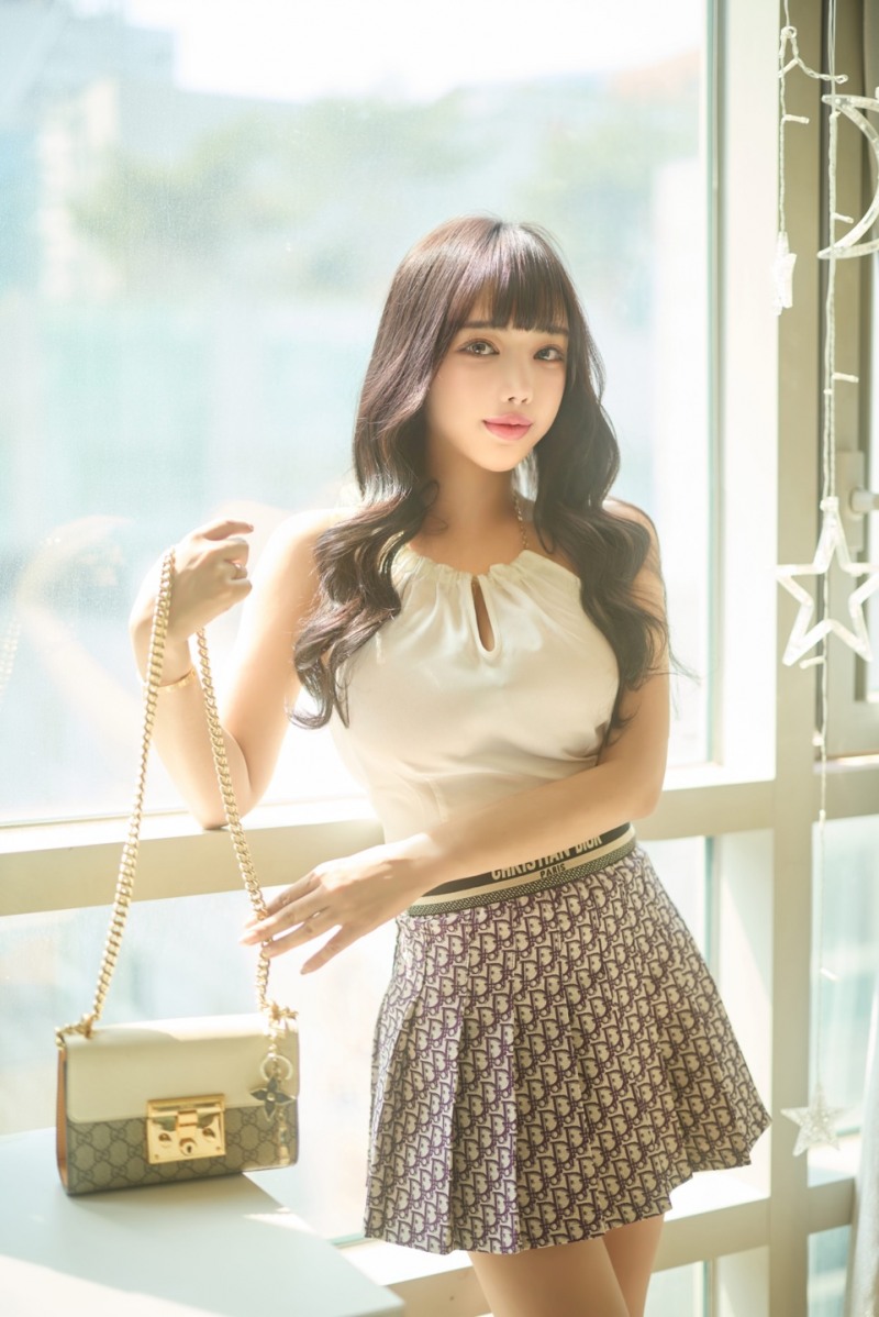 배우 진유아(진아림·박세미), 독보적 우아한 미모의 화보 공개