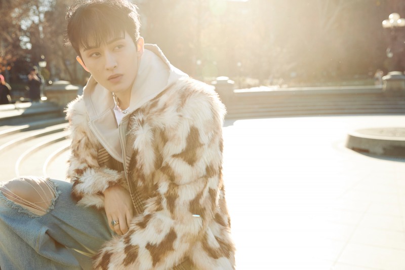 NCT 마크, 첫 솔로 앨범 써클차트 3관왕 → 음악방송 1위…압도적 솔로 파워 증명