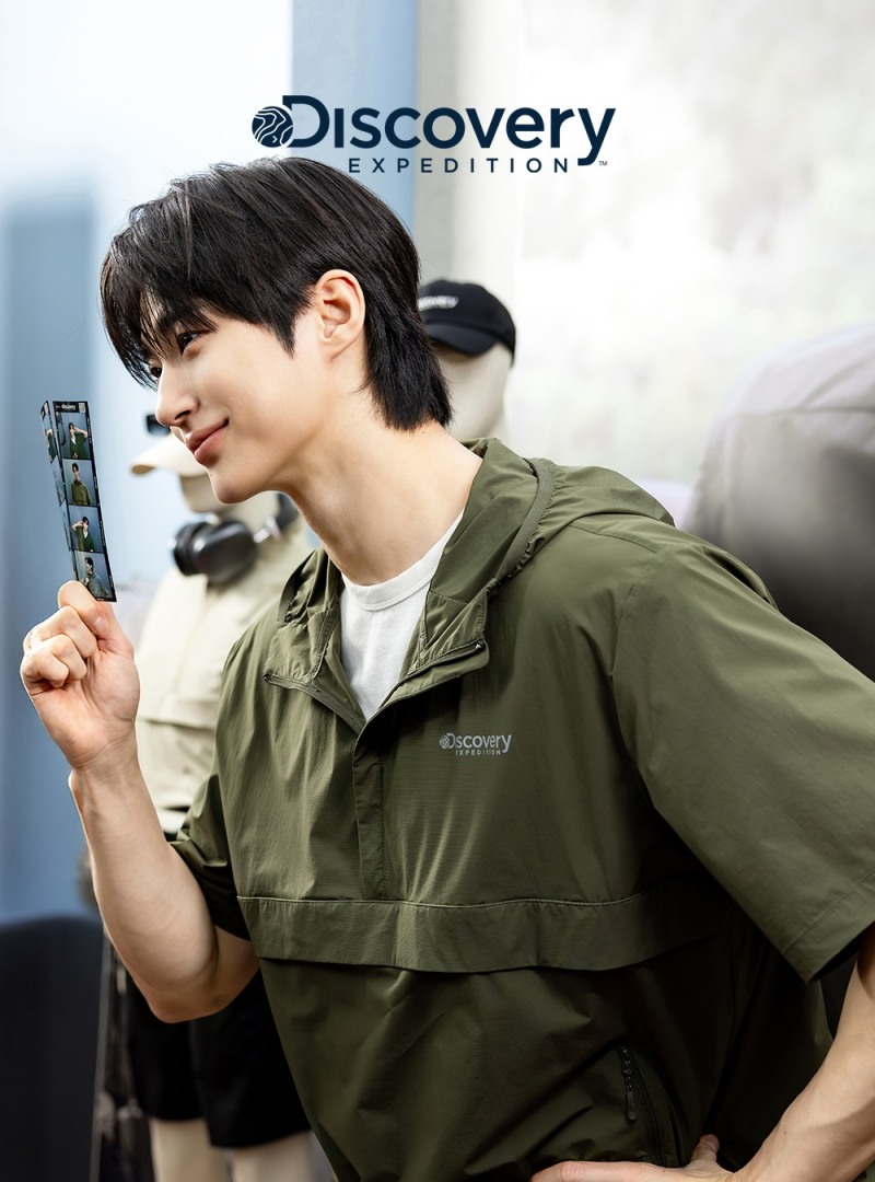 디스커버리 익스페디션 앰버서더 변우석, 새롭게 오픈한 디스커버리 명동점 방문