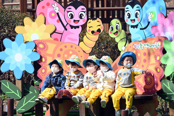 부평구 인천나비공원을 방문한 유치원생들 (사진제공=인천부평구청)