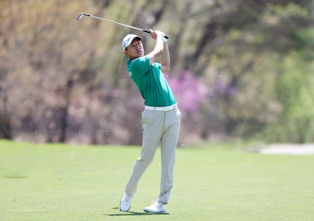 김백준의 아이언샷.