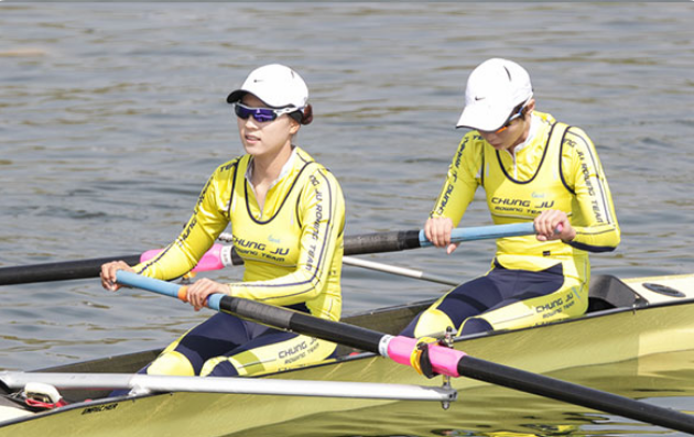 무타페어에서 뱃머리 조수를 '바우'라고 말한다.