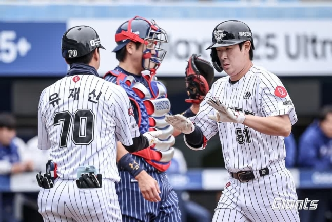 홈런 친 롯데 나승엽