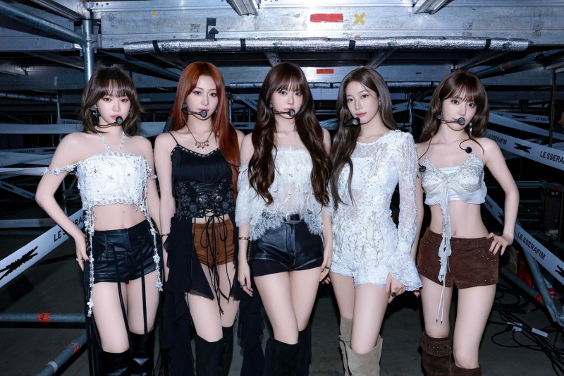 르세라핌 ‘HOT’, ‘인기가요’ 1위…장기 흥행 조짐