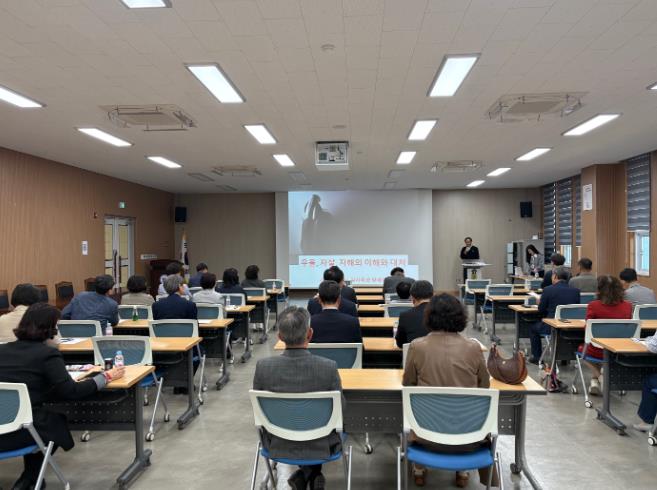 제천교육지원청, 학교 현장 위기 대응력 강화