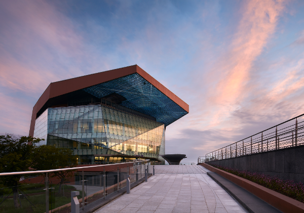 인천경제자유구역 내 아트센터인천 전경